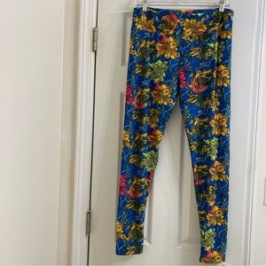 LuLaRoe leggings Tall and Curvy